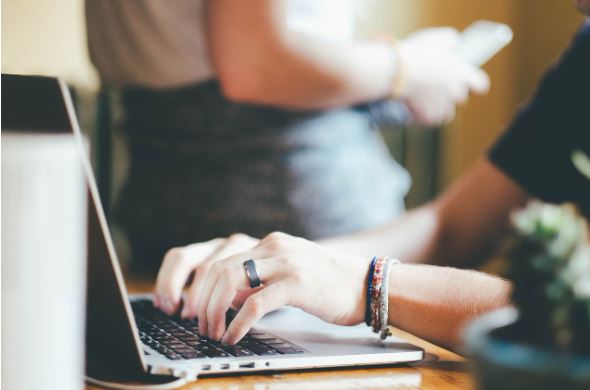 사이드잡 관련 사진