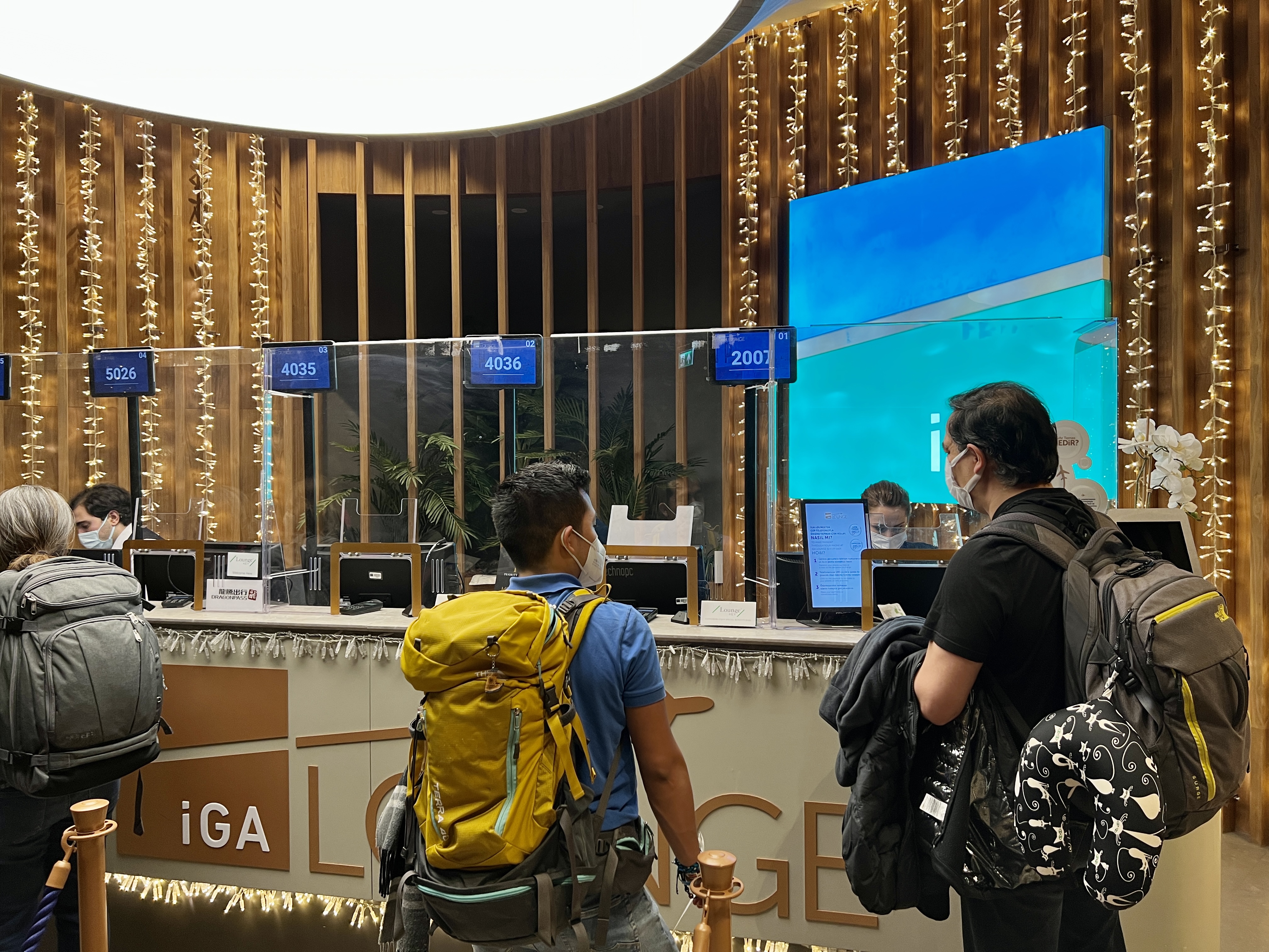 이스탄불 공항 라운지 체크인