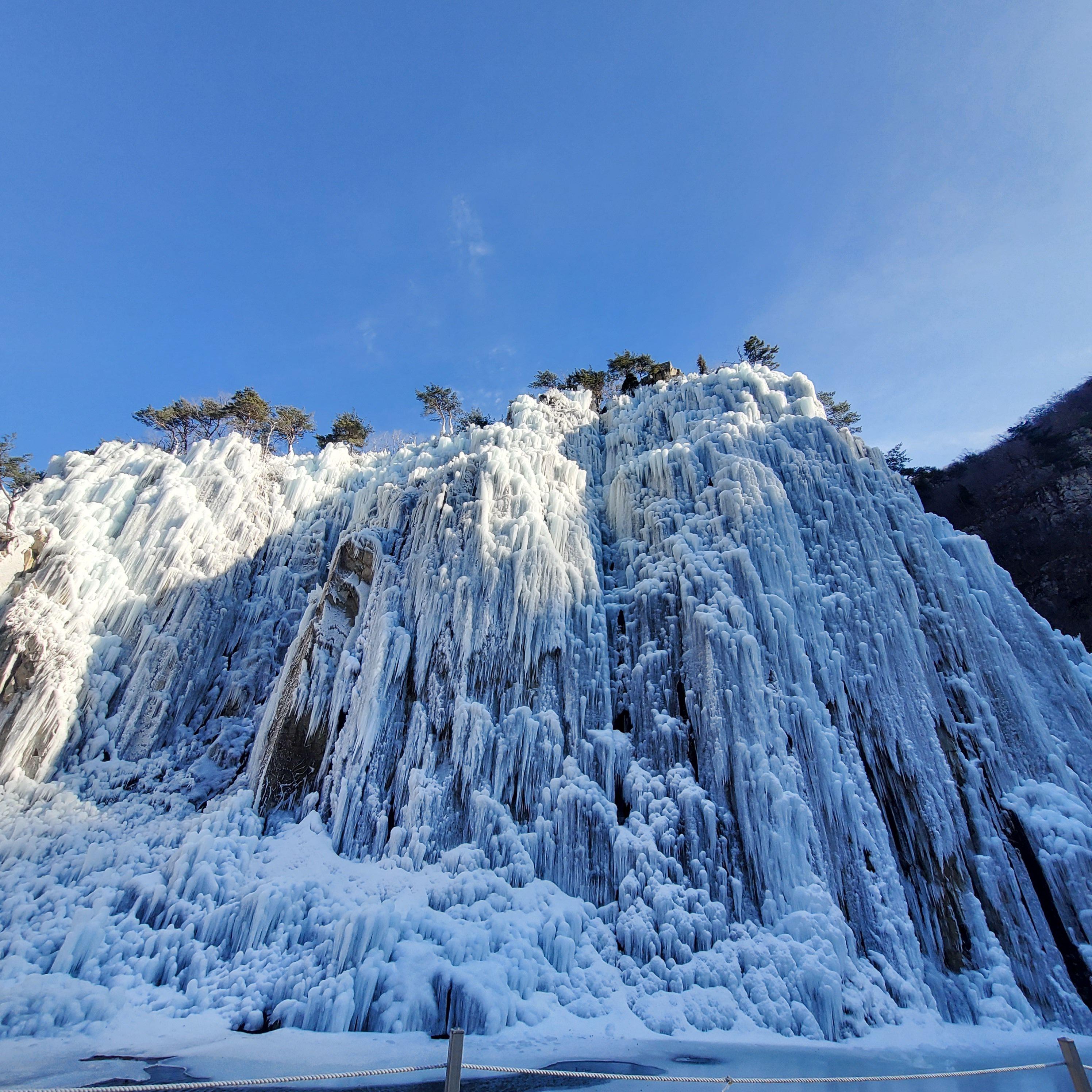 겨울의 청송얼음골 사진