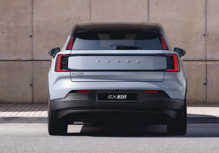 볼보 EX30 가격 및 옵션 정리 예산에 맞는 선택법