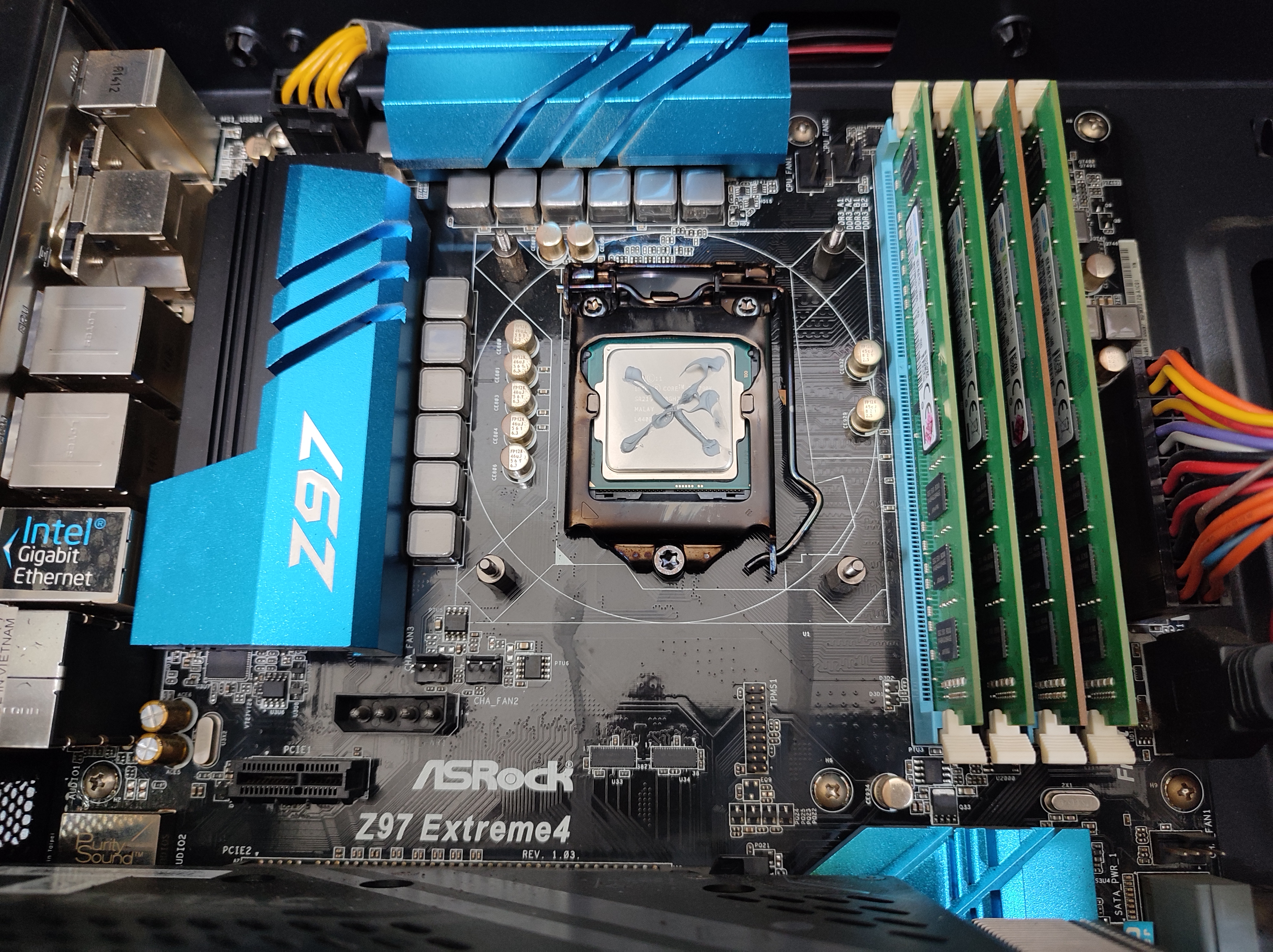 XTC-4 서멀구리스 재도포 후