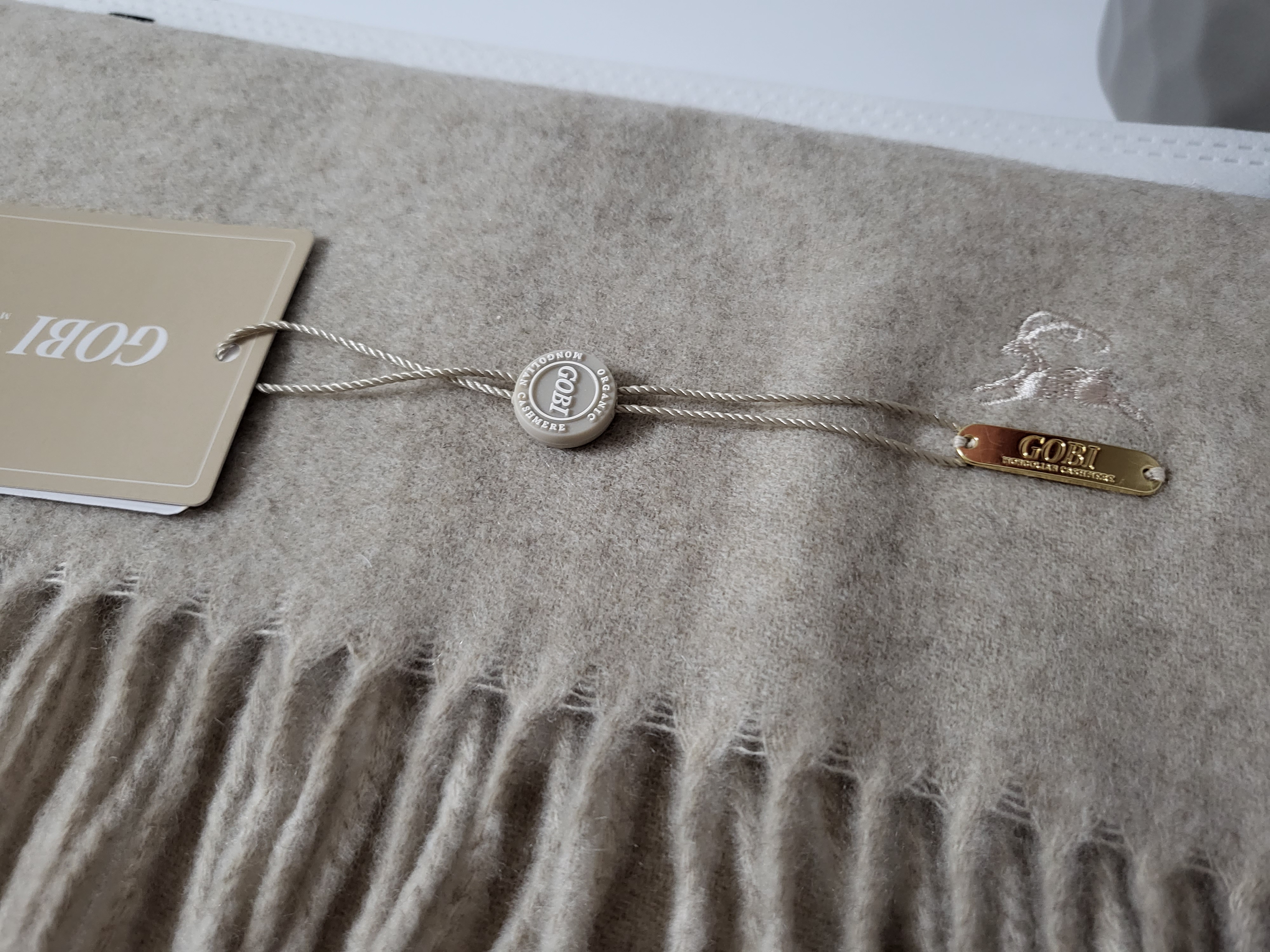 고비 GOBI 캐시미어 머플러 오트밀 색상