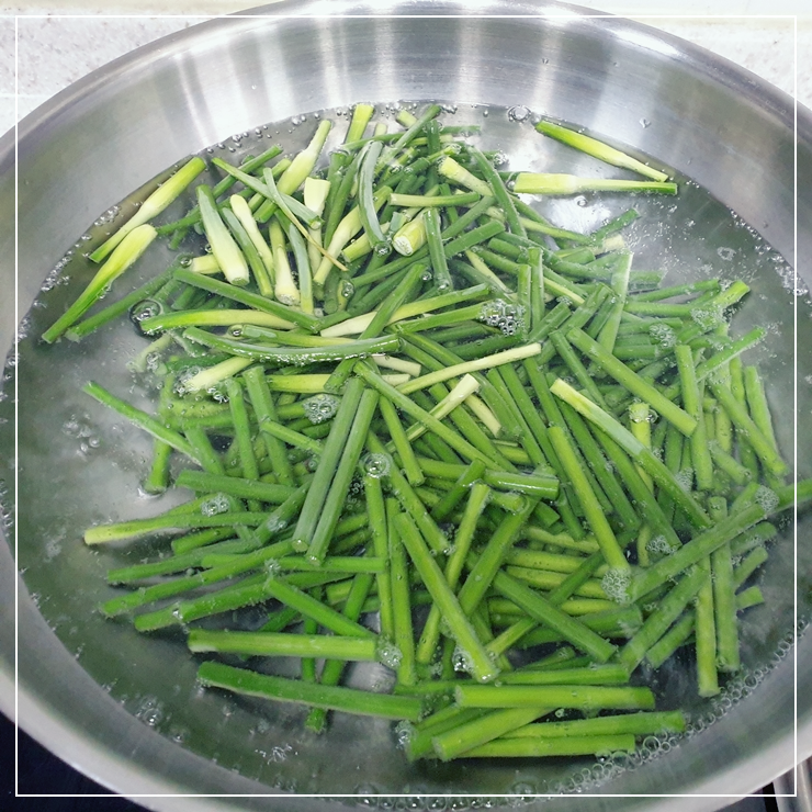 마늘쫑볶음-황금레시피