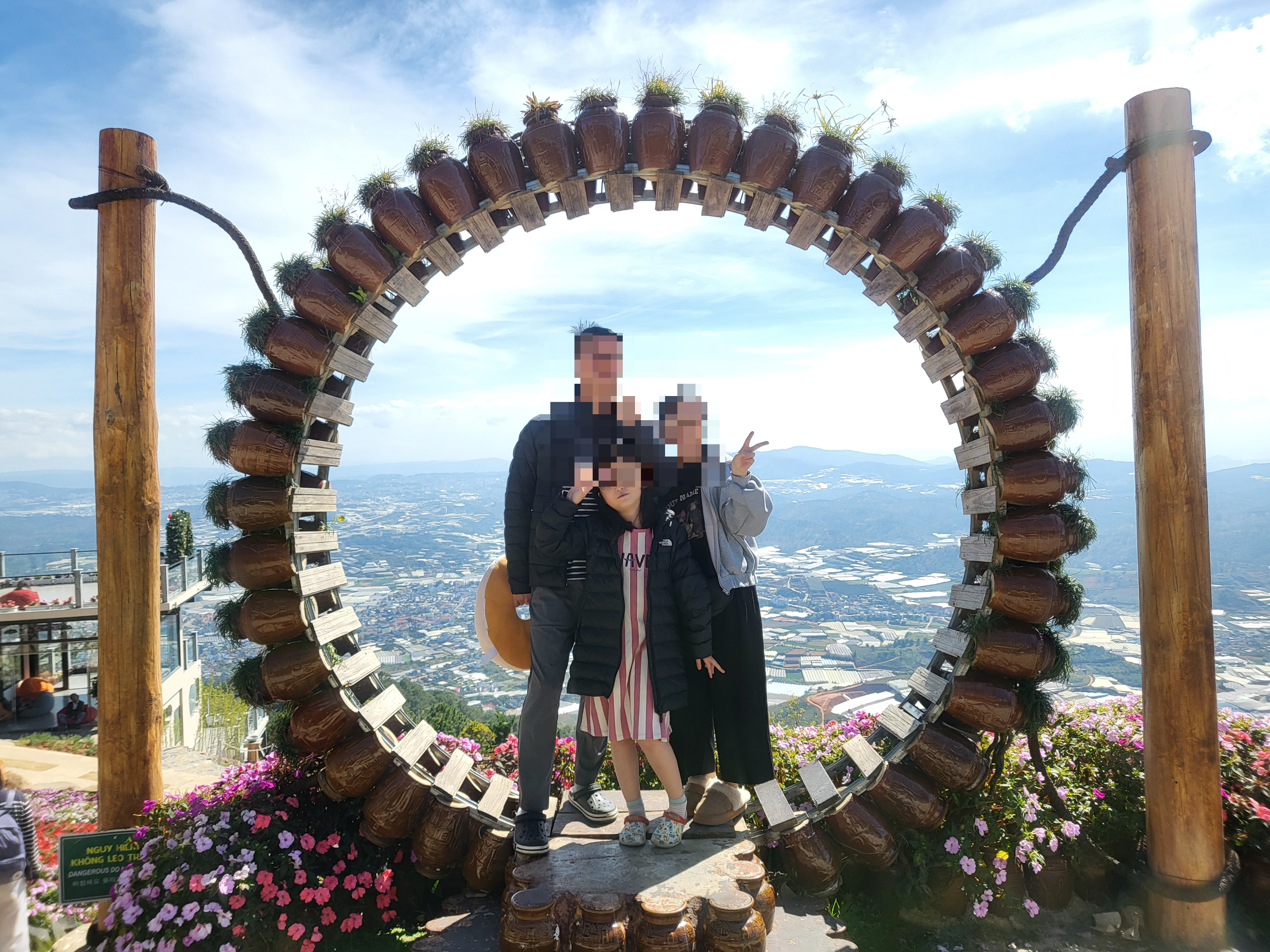 달랏 랑비앙 산 지프차 투어 총정리: 입장료 가격부터 소요시간까지 (아이 동반 팁)