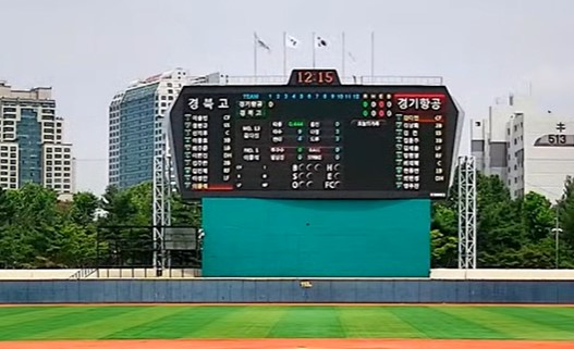 highschool-baseball-match