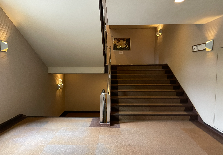 아소 그랜드브리오 골프장 2층 계단