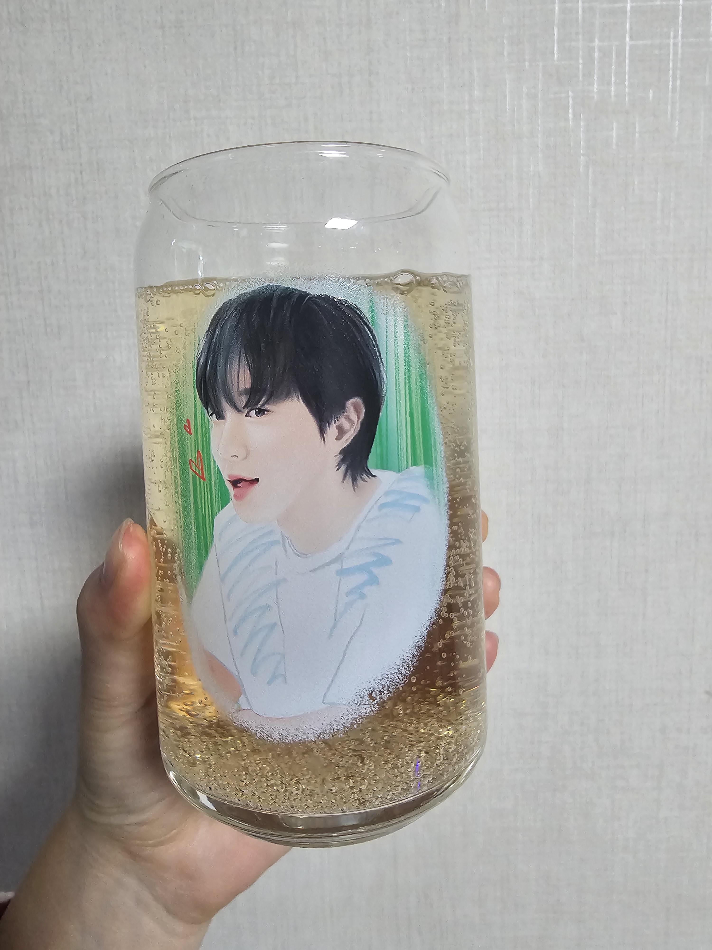 유리컵에_따랐을_때