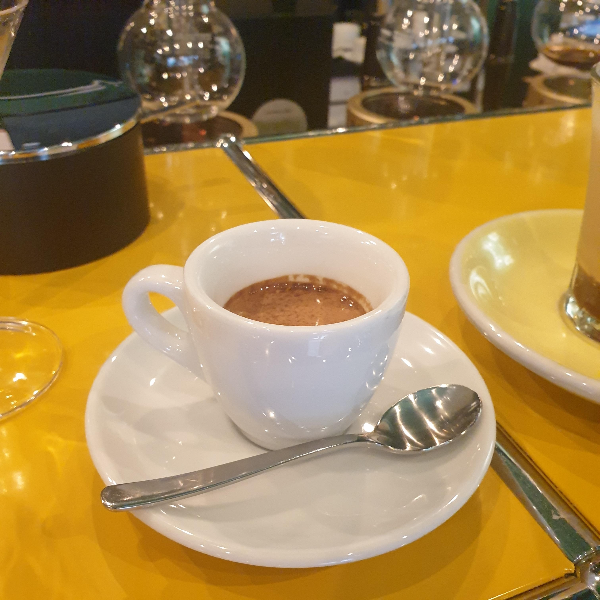 바마셀, 남영역 에스프레소 바에서 즐기는 에스프레소와 샤케라또_에스프레소