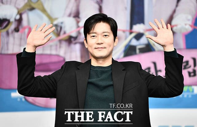 김대호 아나운서 프로필 완벽 정리: 나이, 결혼, 연봉 4년치, 소속사, 다마스 캠핑카