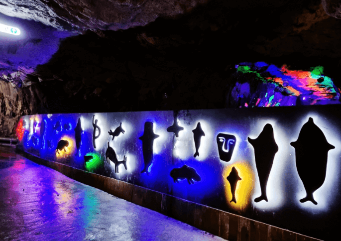 자수정동굴나라