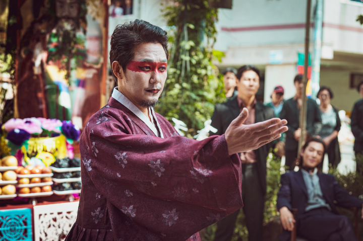 굿을하는박성웅