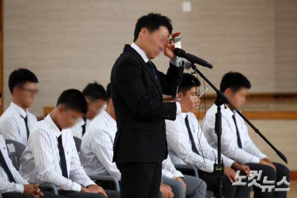 배재고 사과 방문: '지역 조롱 구호' 배재고 야구부, 광주일고 직접 찾아 진심 어린 공식 사과 및 국립 5&middot;18 민주묘지 참배 전말