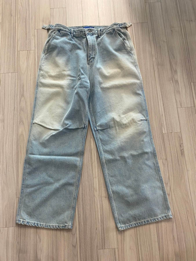 에러스익셉티드(ERRORS EXCEPTED_EEC) DP887LB 와이드 스트레이트 데님팬츠 (Light Blue)