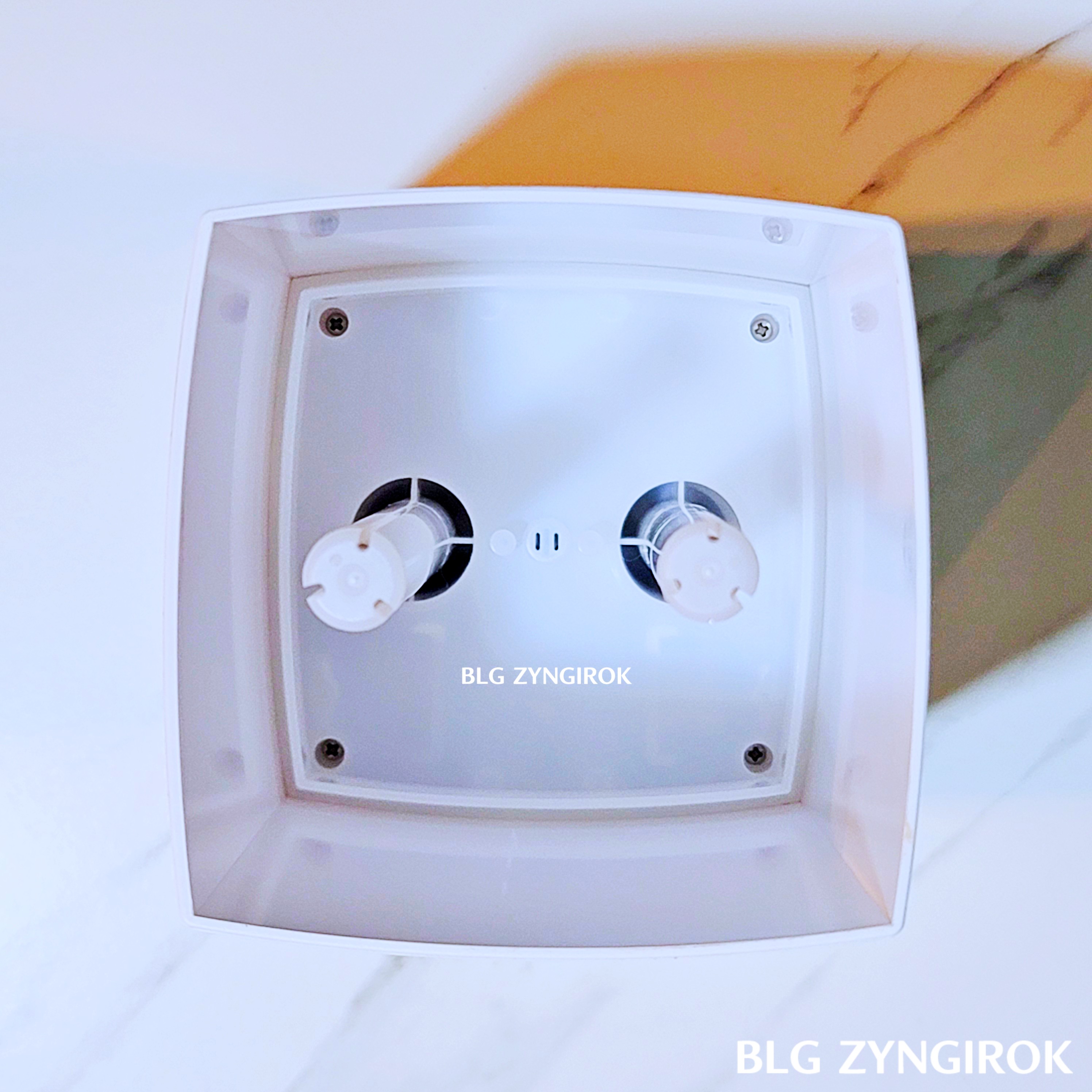 노브랜드 LED 듀얼 가습기 - 상부 내부 모습이다.