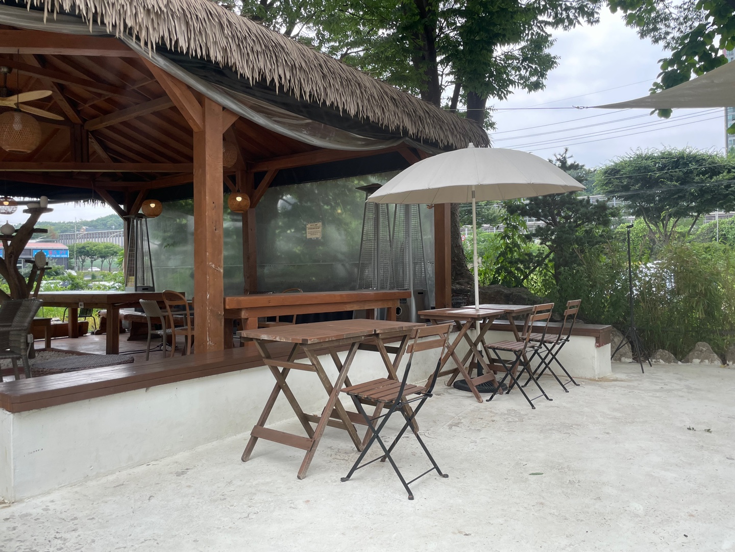 도나스데이 용인 본점 대형베이커리 카페