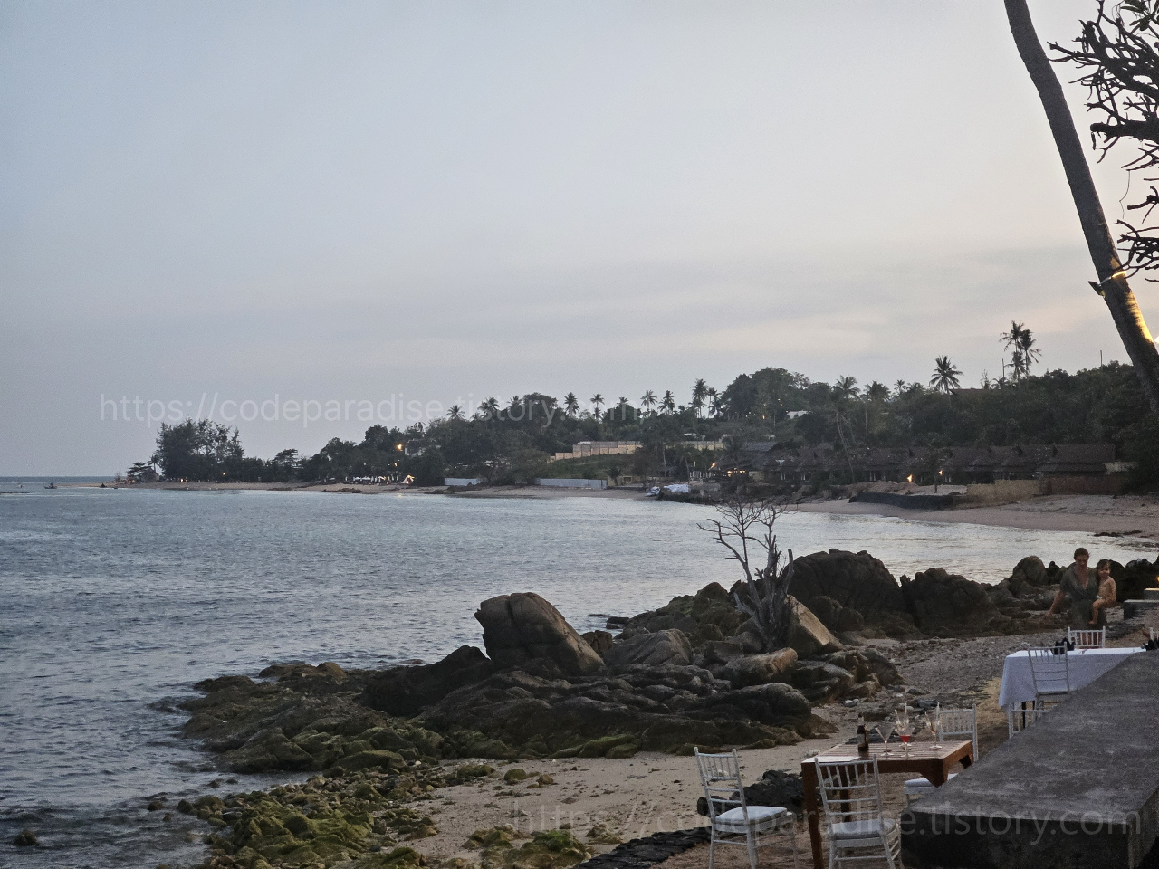 ํธํ
๋ฐ ์๋น ์ค์
๋ทฐ ์ฌ์ง