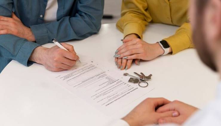 회의하는 사람들