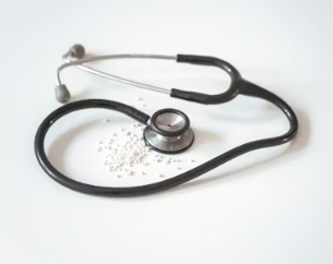 폐경기 부정출혈 원인 치료 관리법