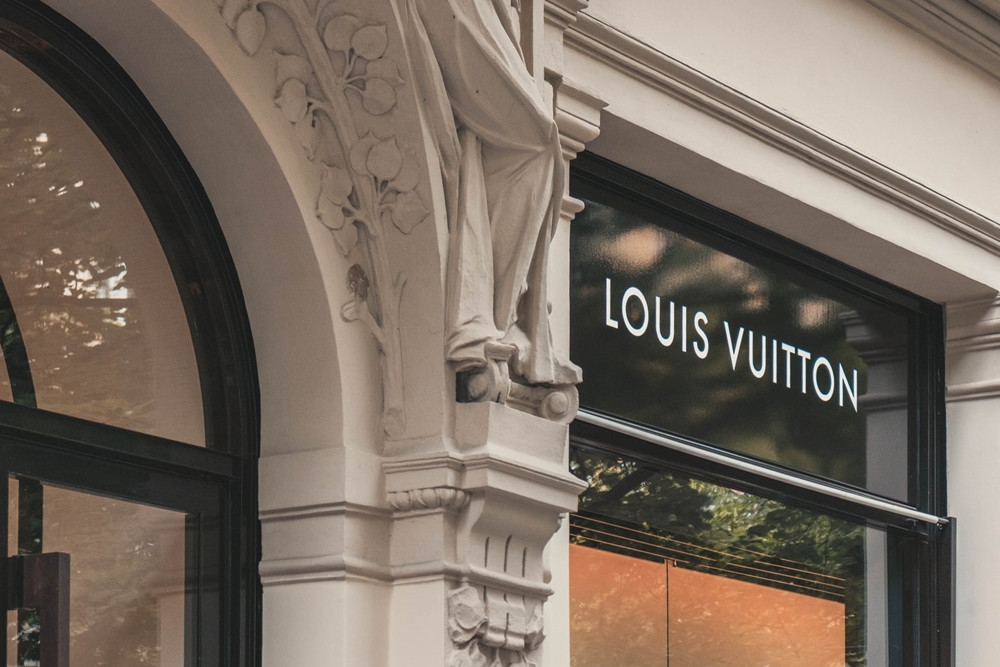 명품 브랜드 수석 디자이너의 수명은 불과 5년?명품 브랜드 수석 디자이너의 수명은 불과 5년?