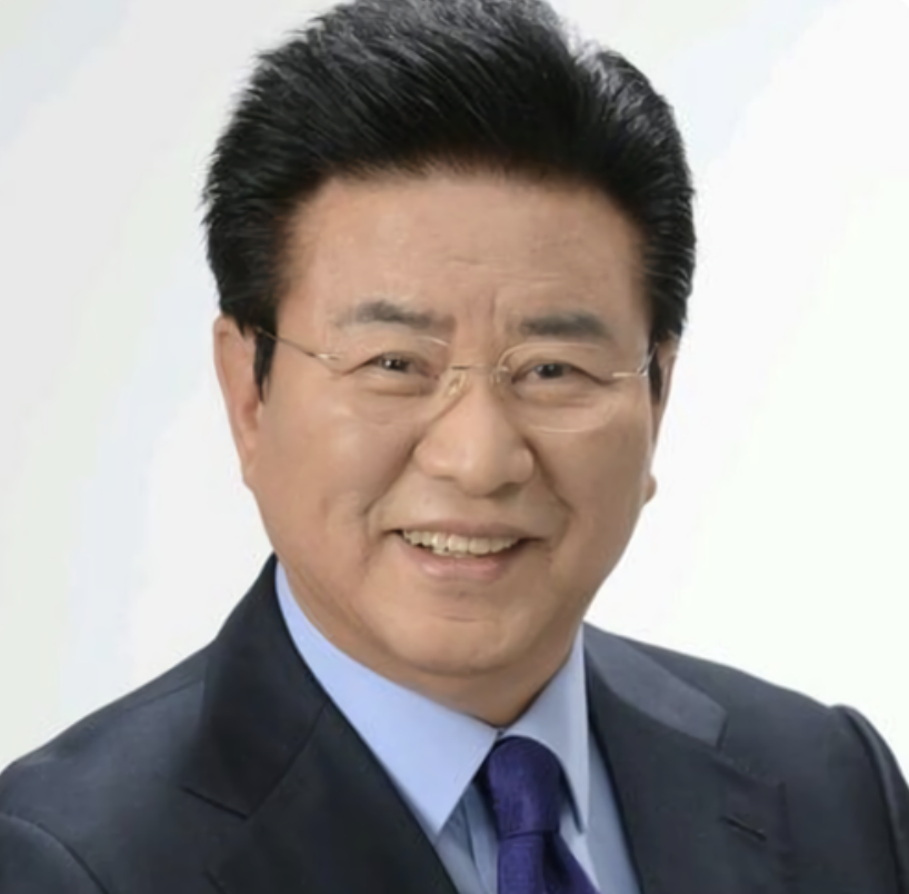 정치인 이윤성