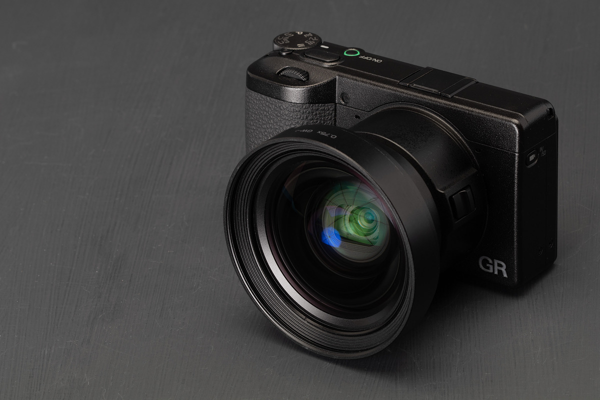 리코 GR IV 새로 설계된 28mm 환산 GR LENS 18.3mm F2.8