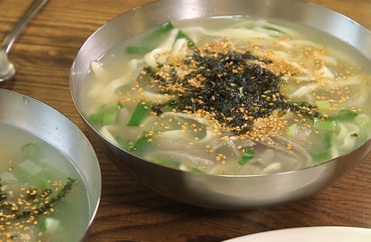 강릉 임당동 칼국수집, 강릉감자옹심 (본점)