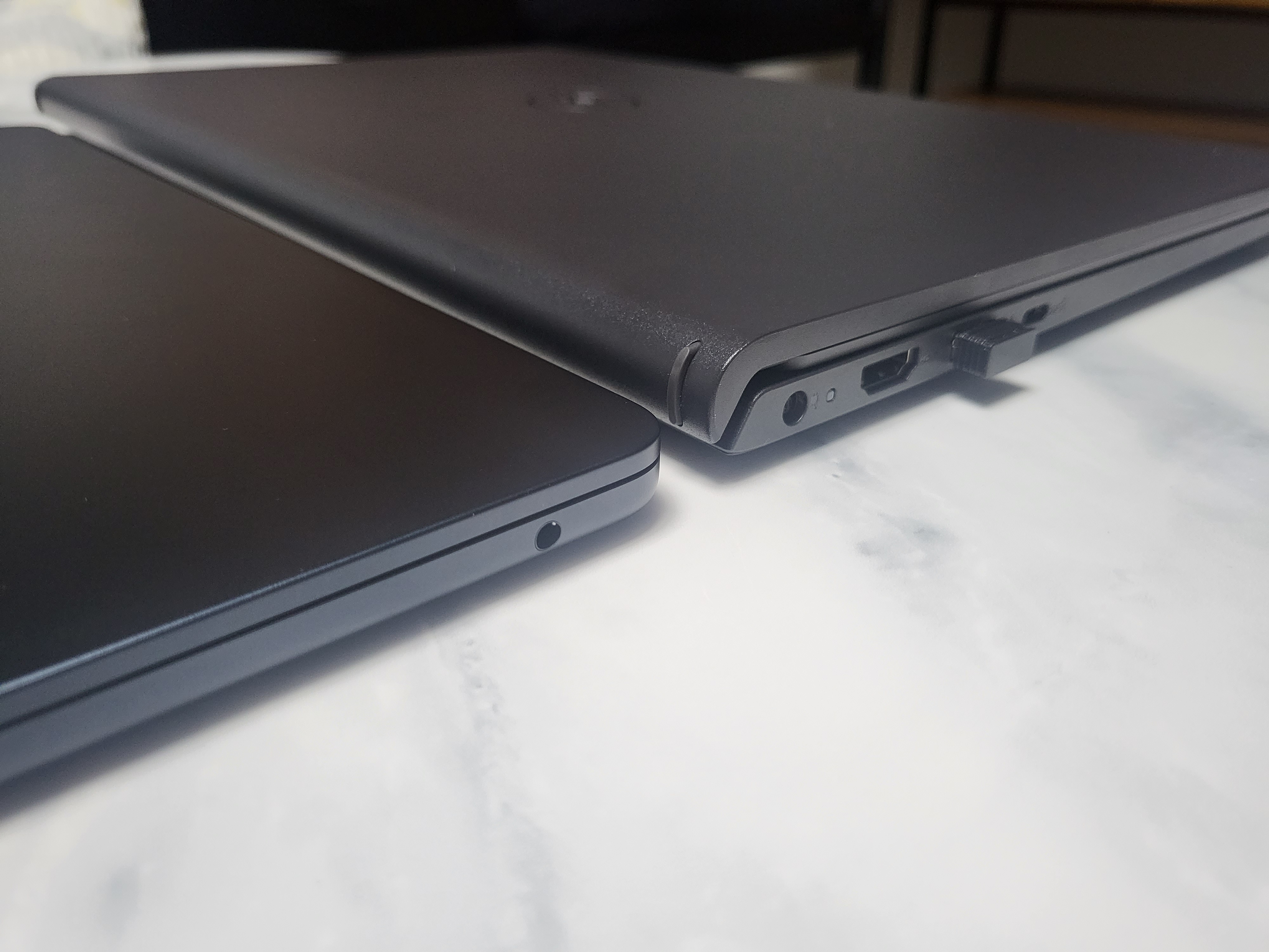 DELL 노트북과 비교샷