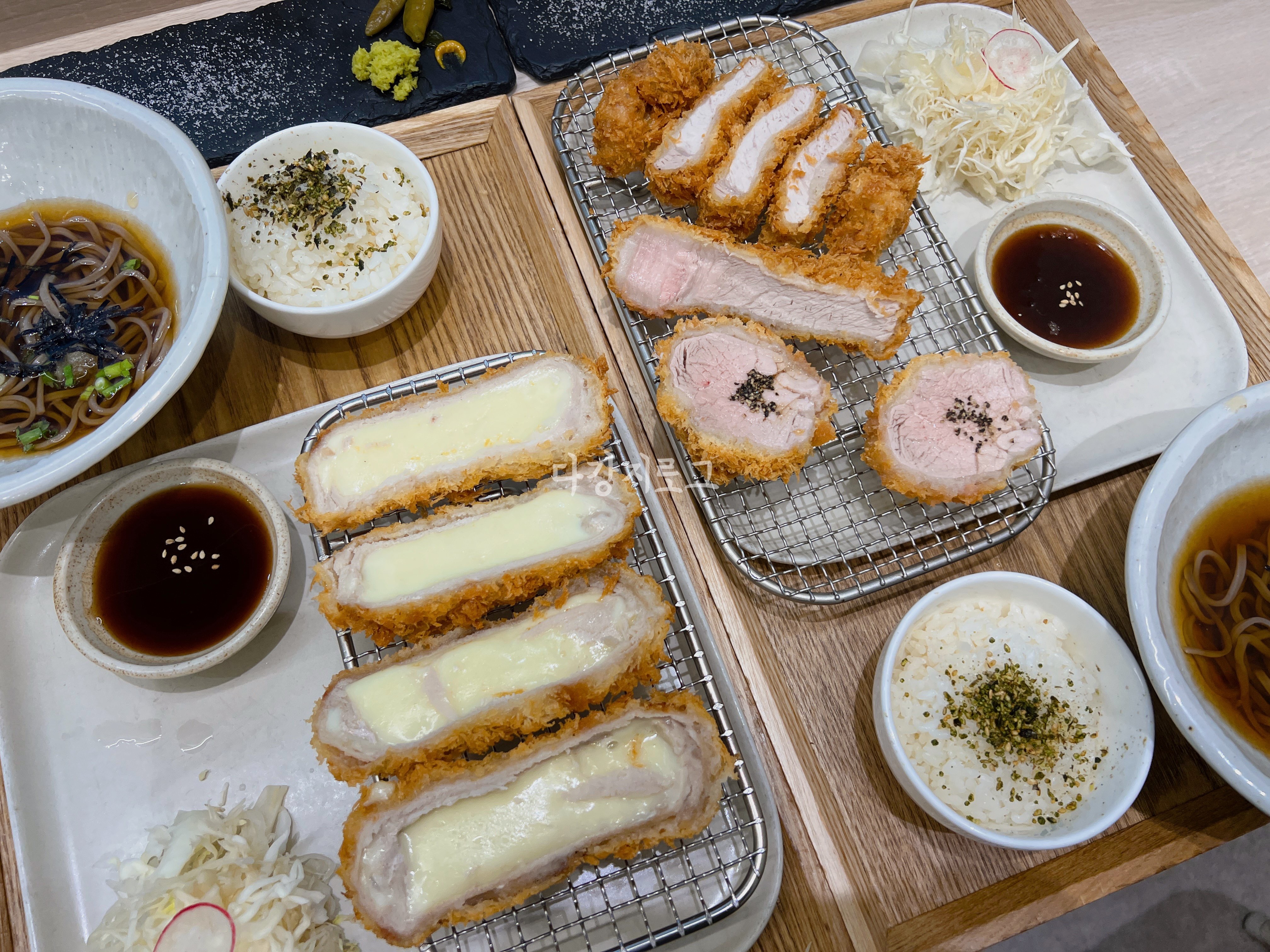 첨단 아크레타 수수하지만굉장해 돈가스맛집