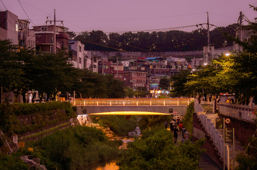 청계천의 새로운 문화 공간, 수변전시관&청계예술거리