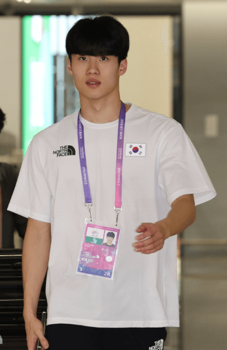 황선우 선수 사진