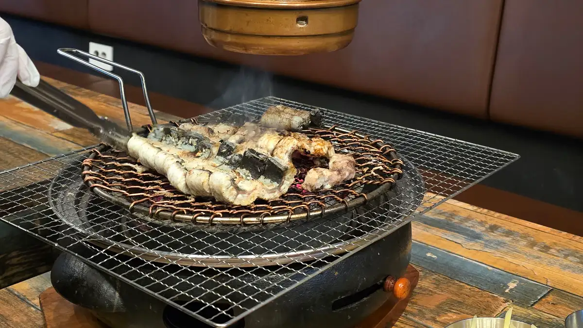 노릇노릇하게 구워진 장어