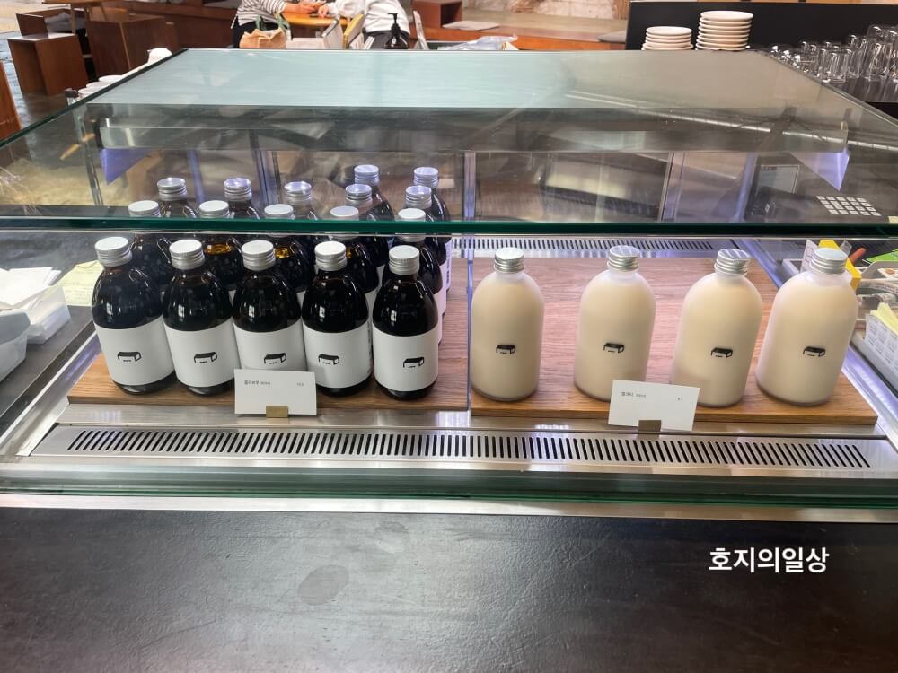 평택 카페 커피냅로스터스HQ - 콜드브루와 밀크티