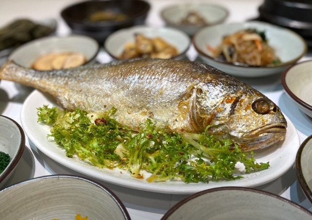 핸썸가이즈 연남동 한정식 간장게장 맛집 정보