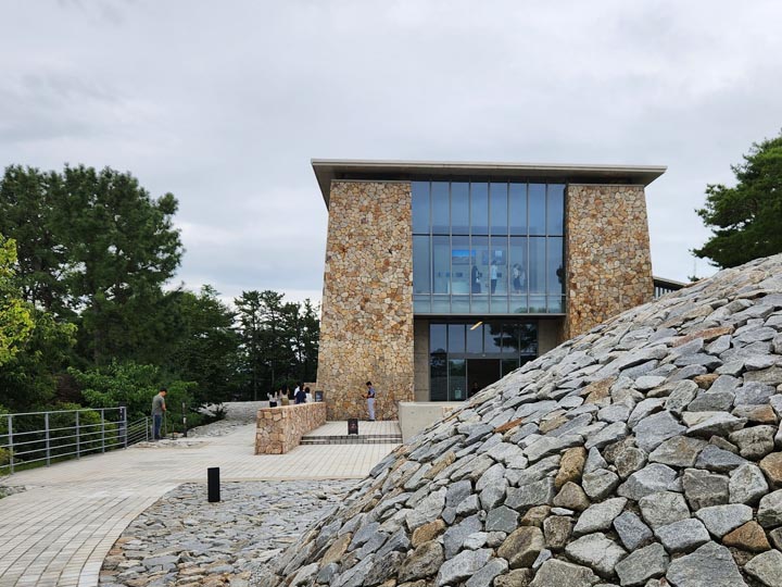 스톤가든에서 바라본 후면 전경