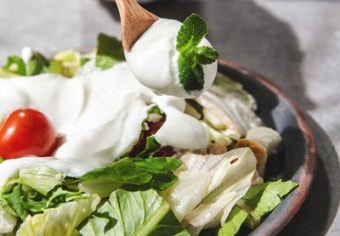 그릭요거트 샐러드