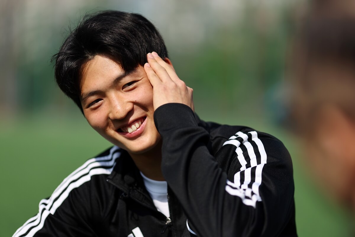 보인고 배승균, 페예노르트 1군 입단&hellip;17세 유망주의 유럽 도전기