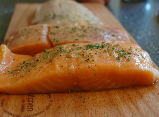 연어의 놀라운 효능 15가지 꼭 먹어야 하는 이유(연어오일, 연어콜라겐, 연어알, 훈제연어)