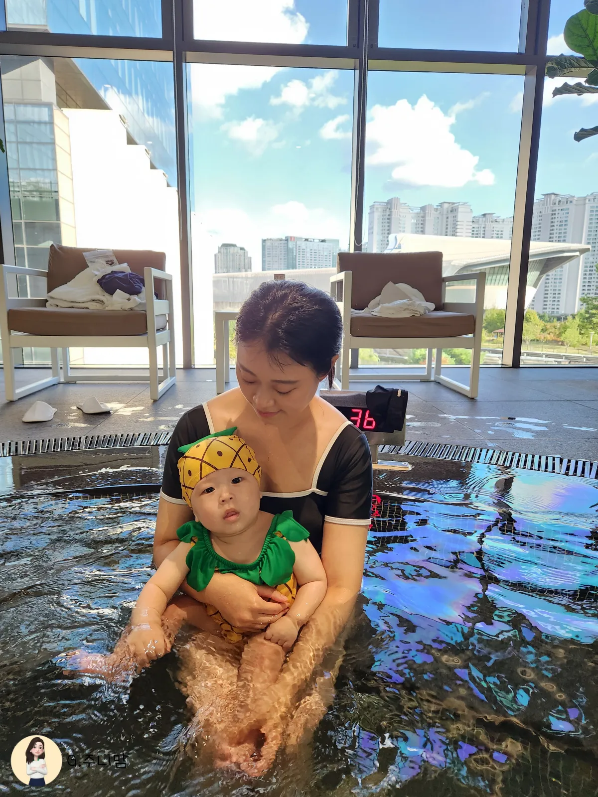 더블트리바이-수영장-사용사진