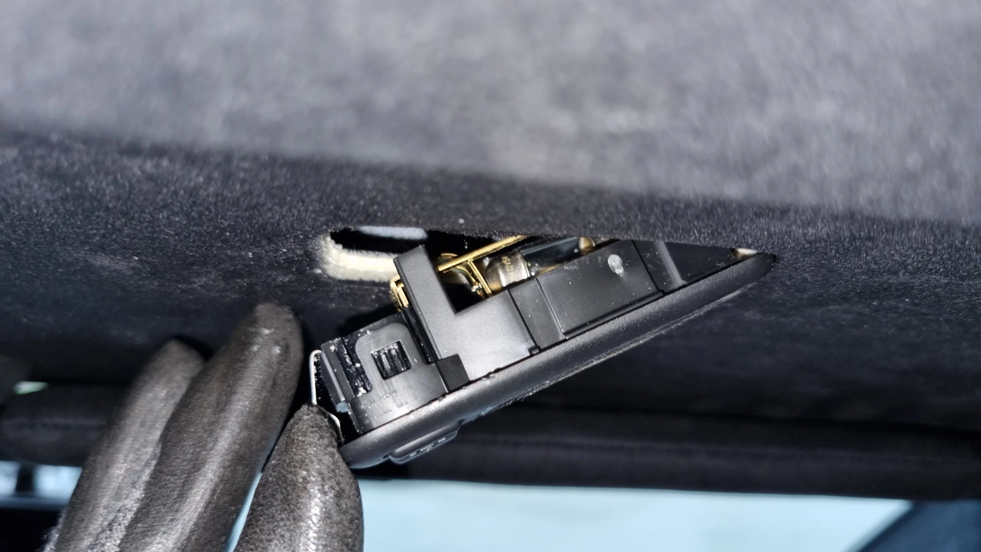 화장등 전구 빼는모습