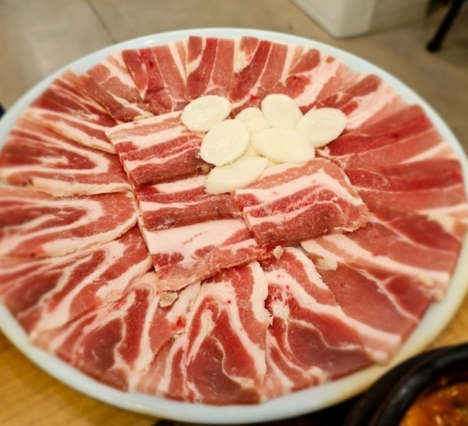 오늘N 13000원 삼겹살찜쌈밥 중랑구 맛집