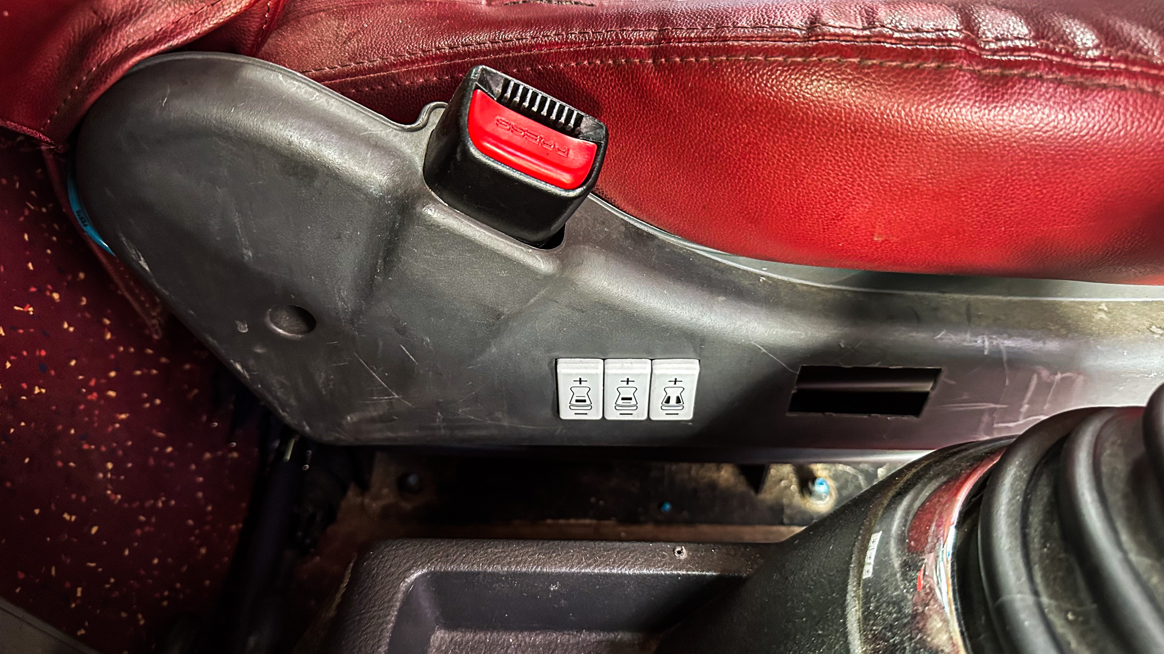 두번째 에어 누기되는 곳을 찾다.