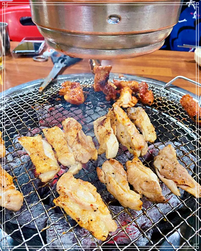 MBN 생생정보 마당 동묘역&#44; 창신동 100% 국내산 민물장어&#44; 장뇌삼&#44; 장어 숯불 구이 맛집