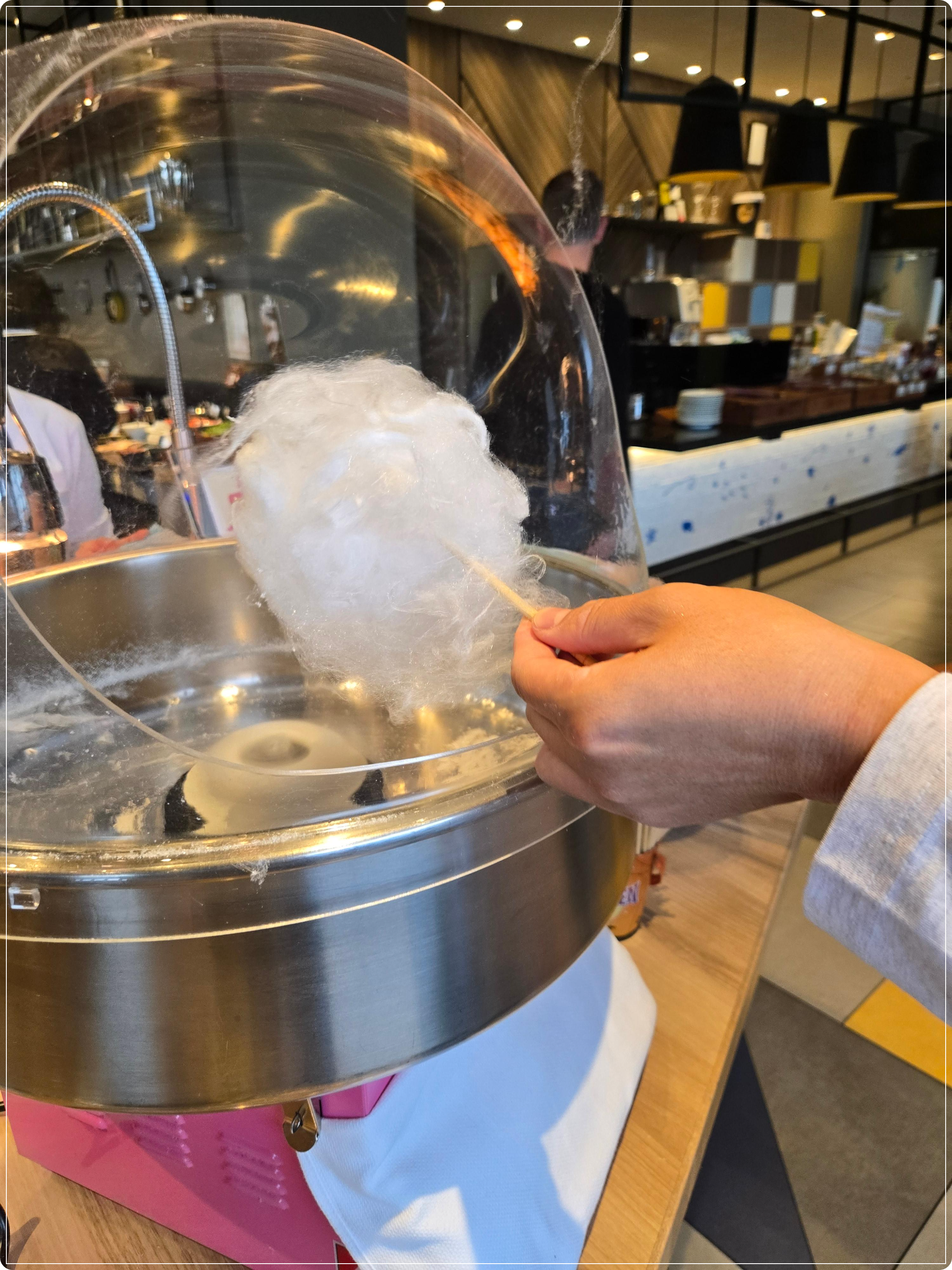 도쿄 이비스 스타일 도쿄베이 조식 후기 솜사탕 기기