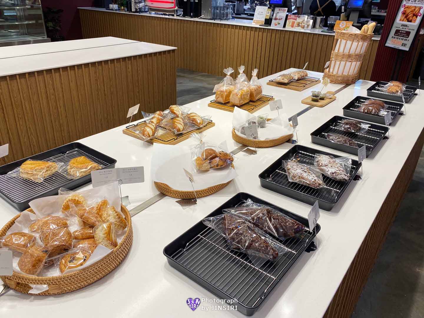 ๊นํฌ์์ด ๋ฒ ์ด์ปค๋ฆฌ ๋ํ์นดํ ๊ทธ๋ฆฐ๋ธ๋ญ ์์ธ๊ทผ๊ต ๋๋ผ์ด๋ธ ๋นต์ง