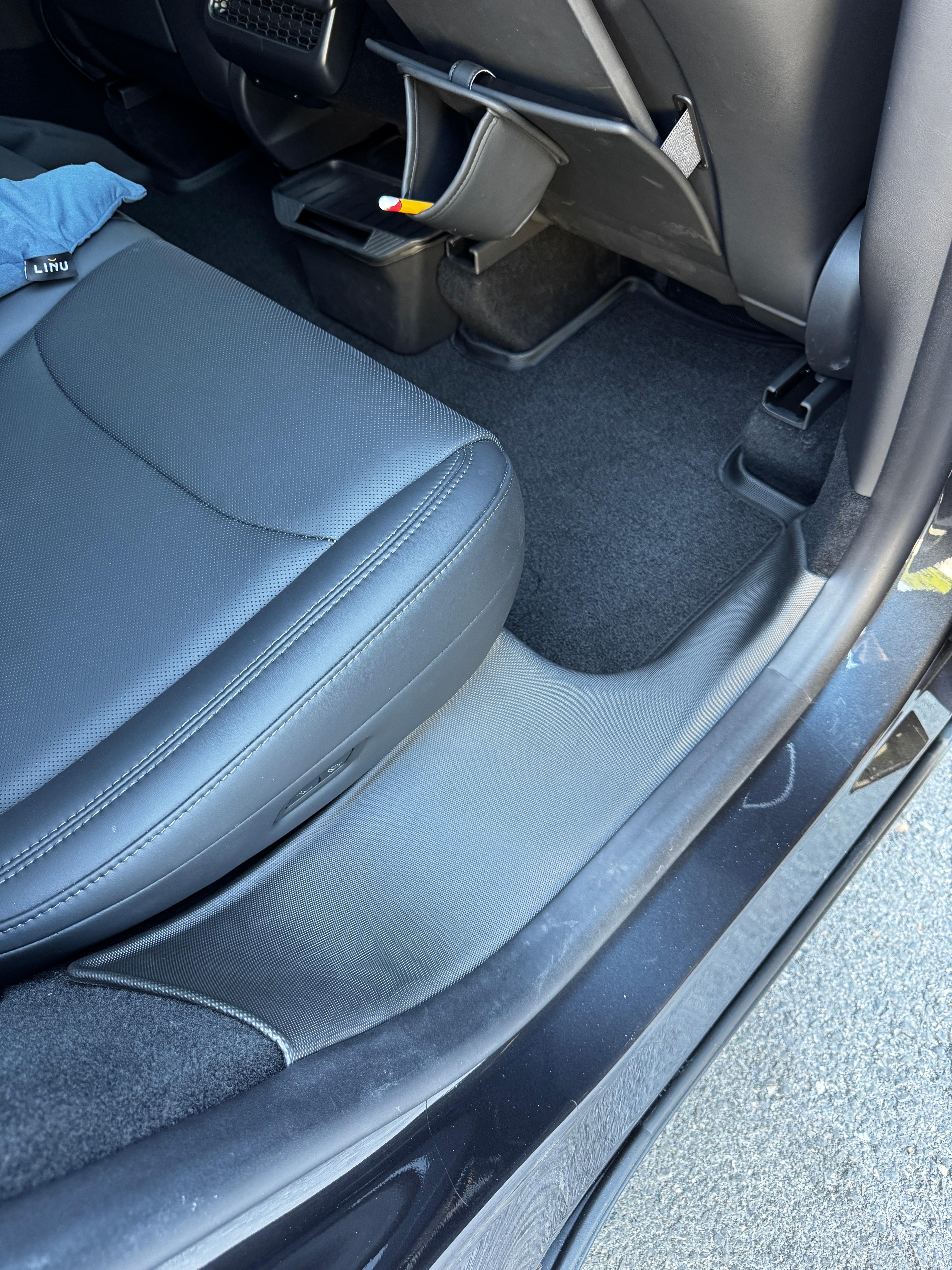 테슬라 모델Y 주니퍼 바닥매트 이미지4