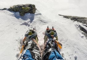 겨울 한라산 등반 필수 준비물 아이젠 고르는 팁