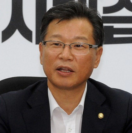 이양수 국회의원 프로필 나이 고향 학력 재산