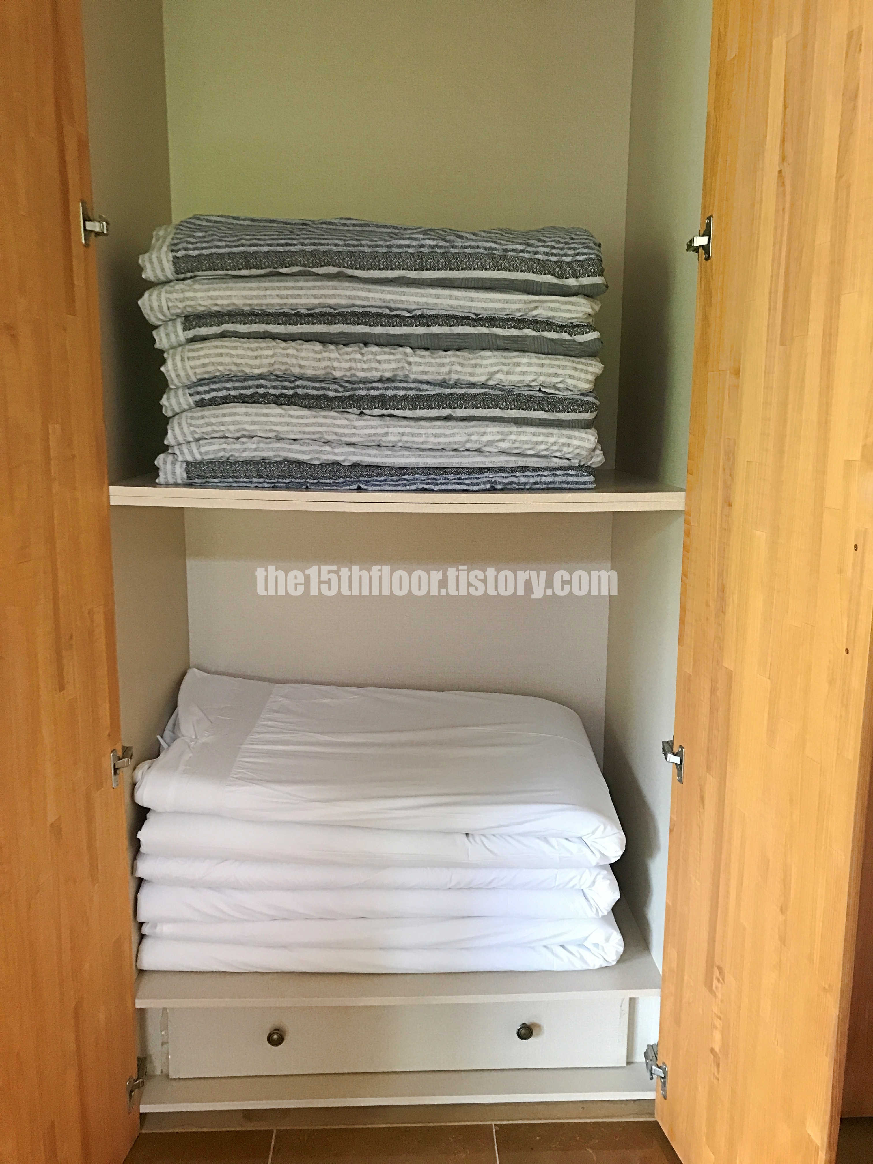 휴 펜션 객실 내 이불