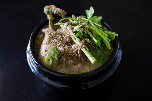 들깨오리탕 &amp; 루산느(Roussanne) 와인 페어링｜고소함과 꽃향, 크리미함의 깊은 교차