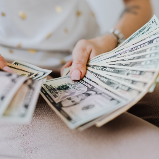 은행이나 환전소에서 당황하지 않는 영어 표현 정리